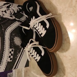 Sz.9 Van's Oldskool pro. Worn 5 times only!